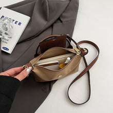 Load image into Gallery viewer, Women's Simple Flap Crossbody Bag