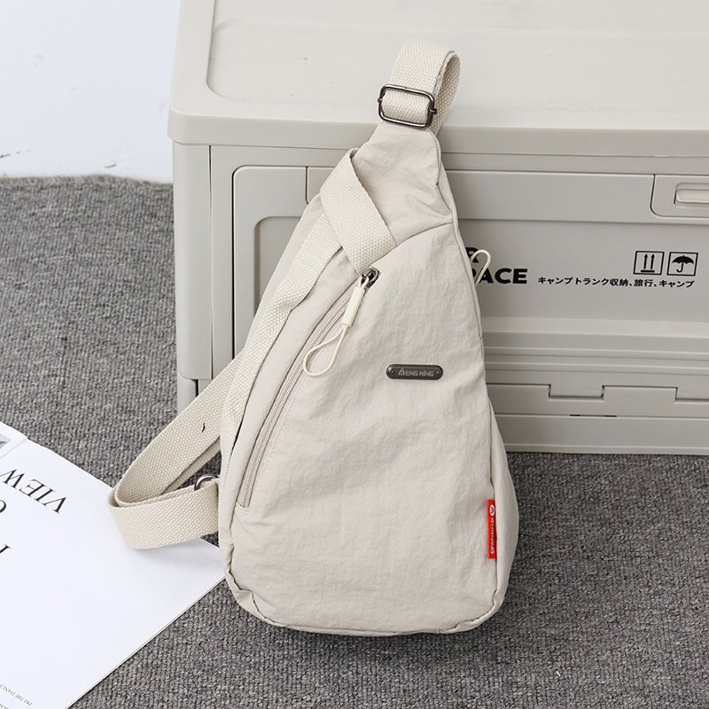 Simple And Lightweight Crossbody Bag