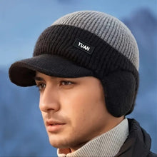Load image into Gallery viewer, Windproof Thermal Cap with Visor