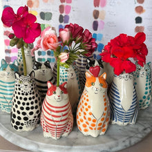 Load image into Gallery viewer, Sank Polka Dot Cat Vase