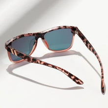 Load image into Gallery viewer, Women's Flat Top Sunglasses