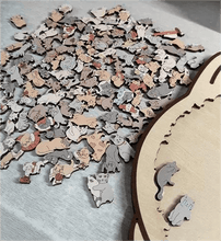 Load image into Gallery viewer, 135-Teiliges Katzenförmiges Holzpuzzle