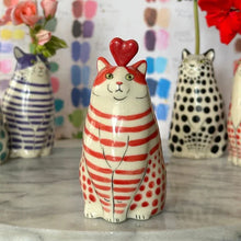 Load image into Gallery viewer, Sank Polka Dot Cat Vase
