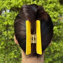 Load image into Gallery viewer, Caution Overstimulated Sign Hair Claw Clip