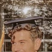 Load image into Gallery viewer, Graduation Cap Holder