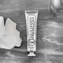 Load image into Gallery viewer, Smokers Whitening Mint Toothpaste Oral