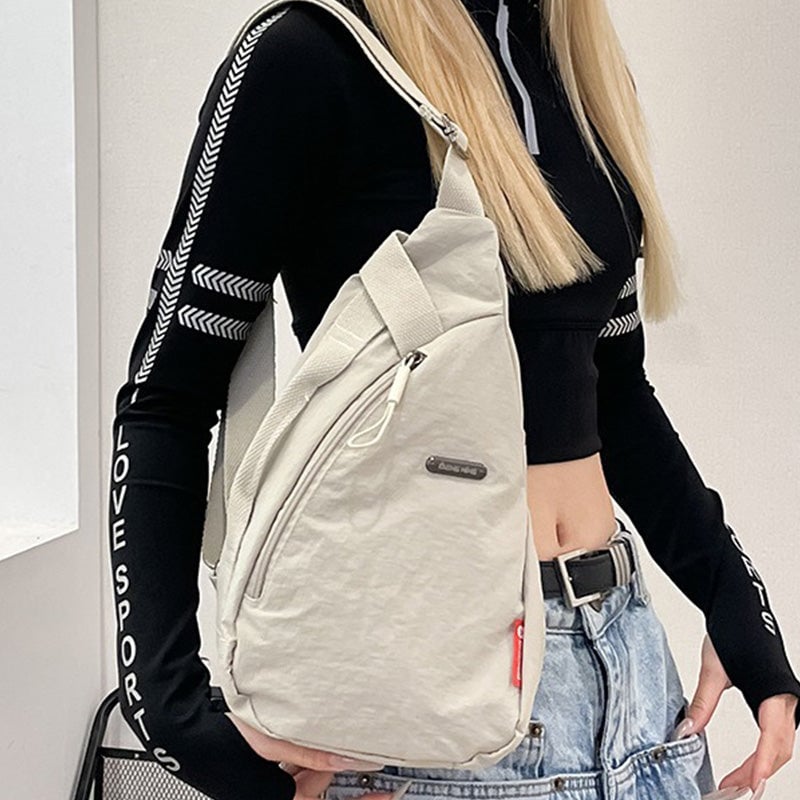 Simple And Lightweight Crossbody Bag