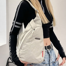 Load image into Gallery viewer, Simple And Lightweight Crossbody Bag