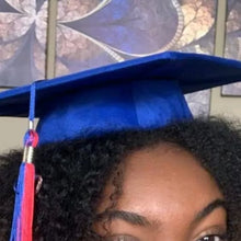 Load image into Gallery viewer, Graduation Cap Holder