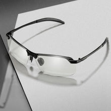 Load image into Gallery viewer, Photochromic Sunglasses with Anti-glare Polarized Lens