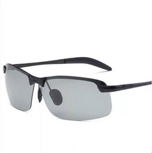 Load image into Gallery viewer, Photochromic Sunglasses with Anti-glare Polarized Lens
