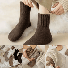 Load image into Gallery viewer, 5 Pairs of Thick and Comfortable Socks
