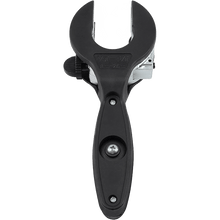 Load image into Gallery viewer, Ratchet-type Pipe Cutter