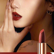 Load image into Gallery viewer, Velvet Matte Lipstick Set With Chain Bag