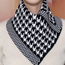 Load image into Gallery viewer, Fashionable Versatile Triangle Scarf