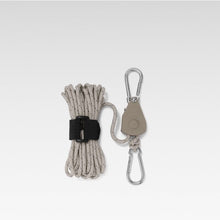 Load image into Gallery viewer, Windproof outdoor rope 5 meter