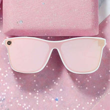 Load image into Gallery viewer, Women's Flat Top Sunglasses