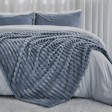 Load image into Gallery viewer, Thickened Plush Nap Blanket