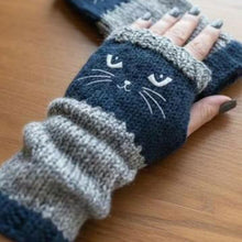 Load image into Gallery viewer, Cat fingerless gloves