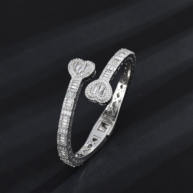 Heart-shaped Bracelet Jewelry