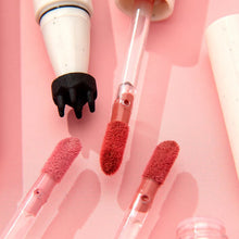 Load image into Gallery viewer, Freckle Blush Pen