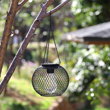 Load image into Gallery viewer, Solar Garden Lantern