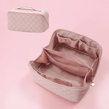 Load image into Gallery viewer, Vintage Pattern Handheld Makeup Bag