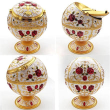 Load image into Gallery viewer, Vintage Portable Cigar Ashtray with Lid