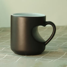 Load image into Gallery viewer, Color-Changing Love Mug