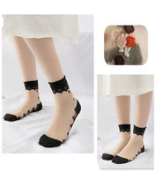 Load image into Gallery viewer, Vibrant Floral Patterned Glass Socks