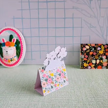 Load image into Gallery viewer, 2025 Bloomy Flowers Desk Calendar📅