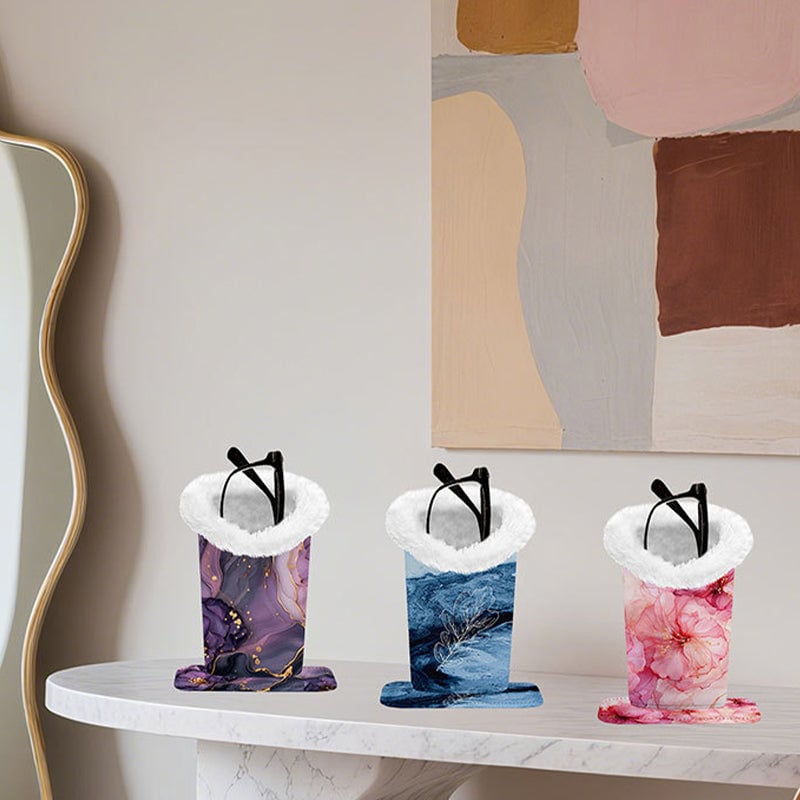 Magnetic Plush Storage Pouch