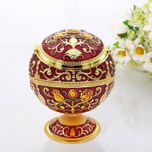 Load image into Gallery viewer, Vintage Portable Cigar Ashtray with Lid