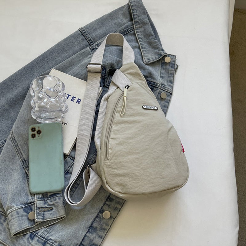 Simple And Lightweight Crossbody Bag
