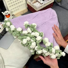 Load image into Gallery viewer, Rose Bouquet Blanket