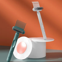 Load image into Gallery viewer, Comb Cleaning Brush