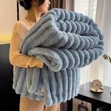 Load image into Gallery viewer, Thickened Plush Nap Blanket