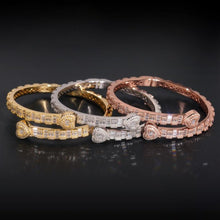 Load image into Gallery viewer, Heart-shaped Bracelet Jewelry