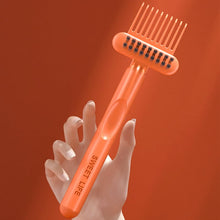 Load image into Gallery viewer, Comb Cleaning Brush