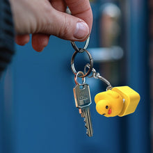 Load image into Gallery viewer, Duck Quacking Keychain