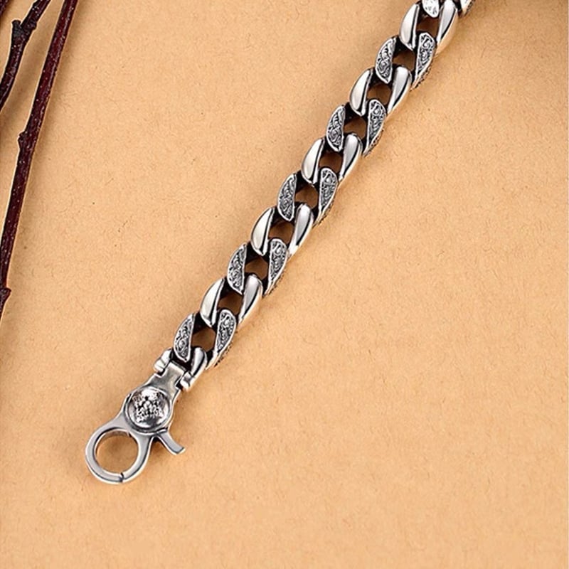 Six-Syllable Mantra Spinner Bracelet