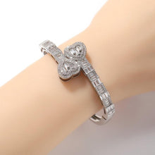 Load image into Gallery viewer, Heart-shaped Bracelet Jewelry