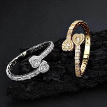 Load image into Gallery viewer, Heart-shaped Bracelet Jewelry