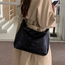 Load image into Gallery viewer, Women's Solid Color Crossbody Bag