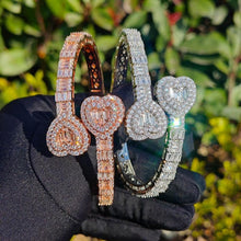 Load image into Gallery viewer, Heart-shaped Bracelet Jewelry